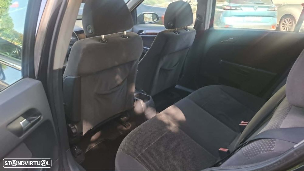 Opel Astra 1.4 Elegance - 11