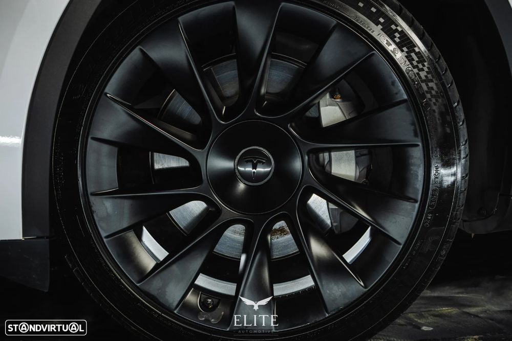 Tesla Model Y Long Range Tração Integral - 3