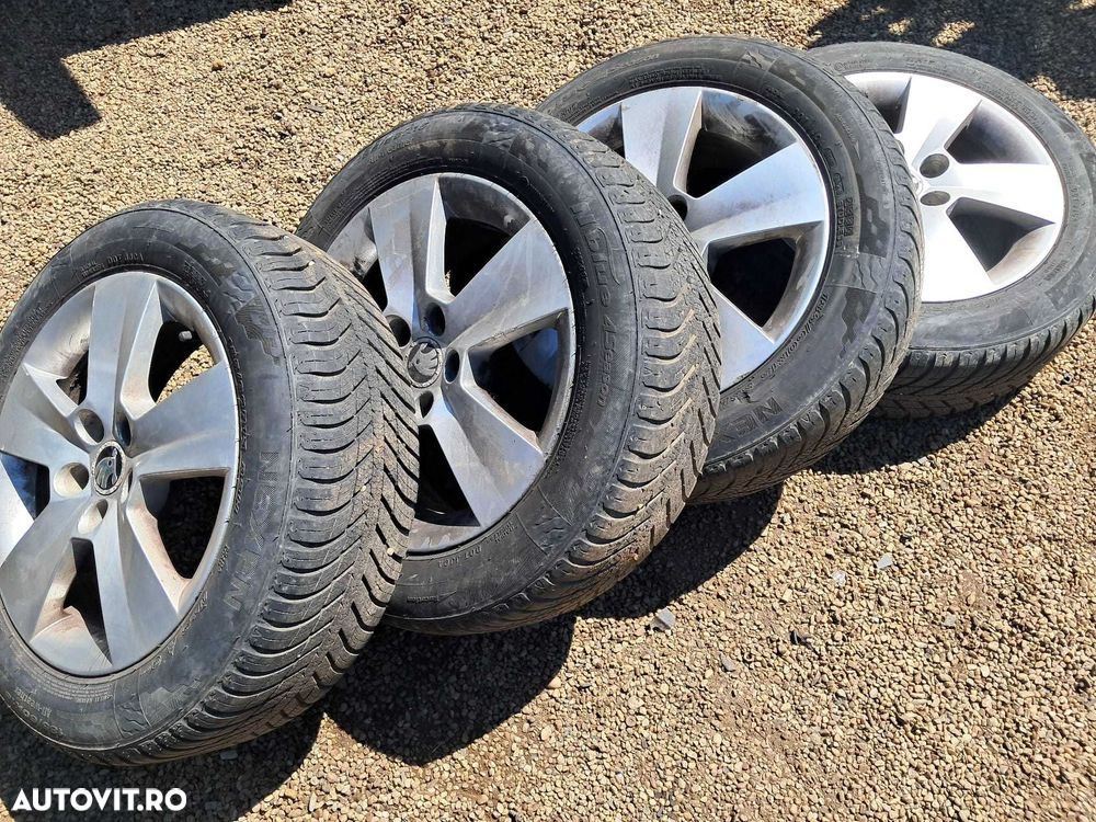 Skoda Rapid, Fabia, set roti originale pe 15 cu jante de aliaj. - 2