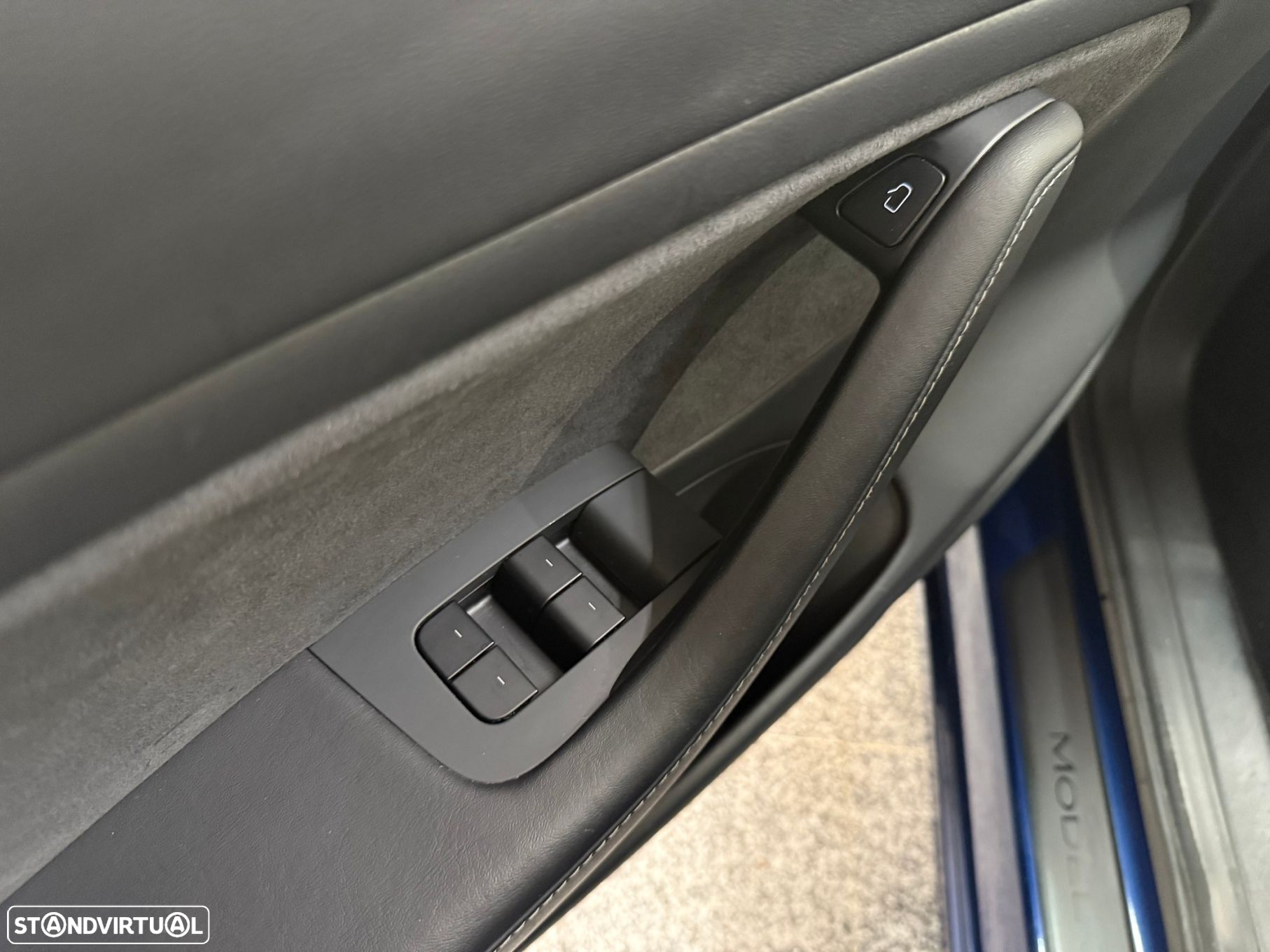 Tesla Model 3 Long-Range Dual Motor AWD - 26
