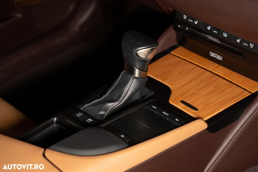 Lexus Seria ES - 33