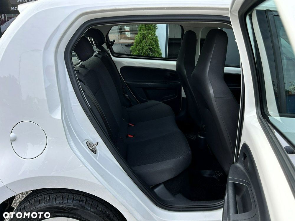 Volkswagen up! 1.0 street EU6 - 27