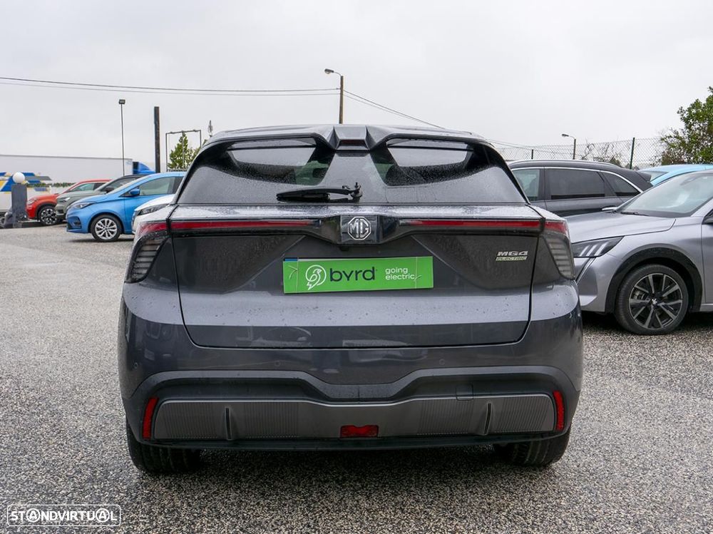 MG MG4 51 kWh Standard - 11