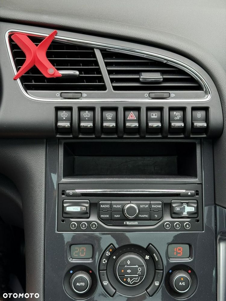 Peugeot 3008 2.0 HDi Allure - 28