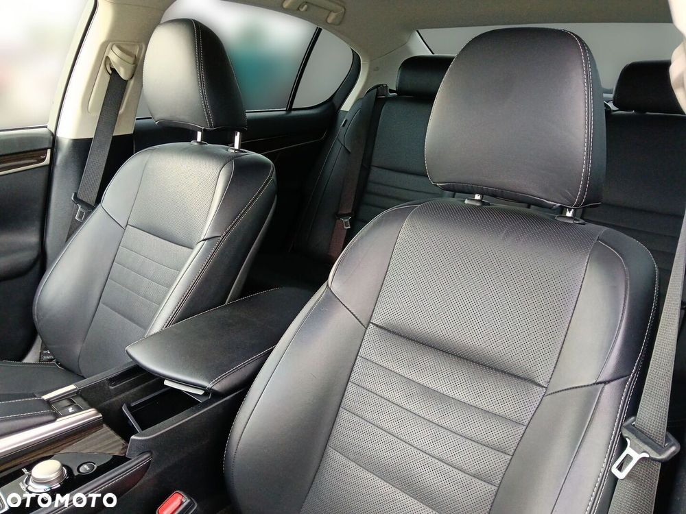 Lexus GS - 11