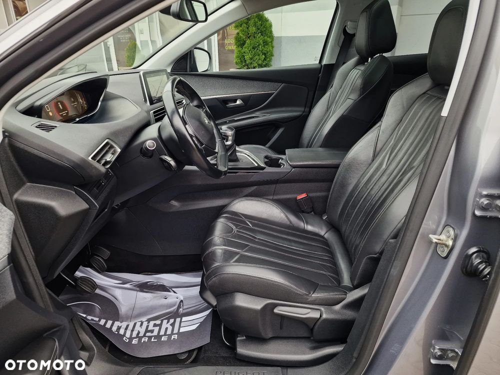 Peugeot 3008 1.5 BlueHDi Allure S&S - 18