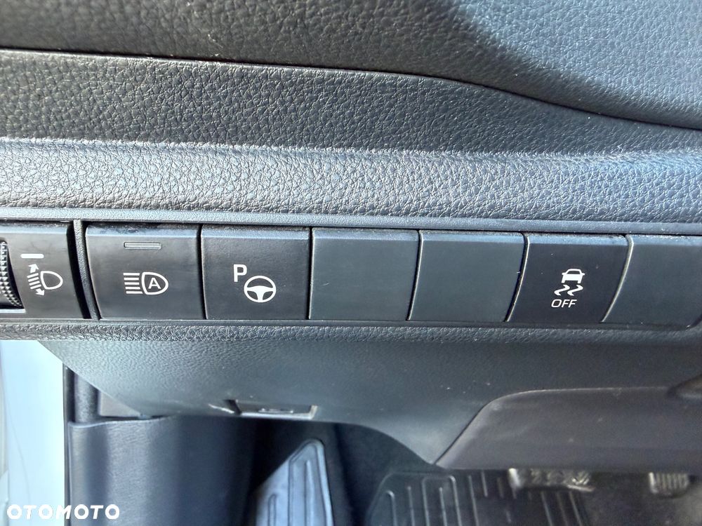 Toyota Corolla 1.8 Hybrid Comfort - 21