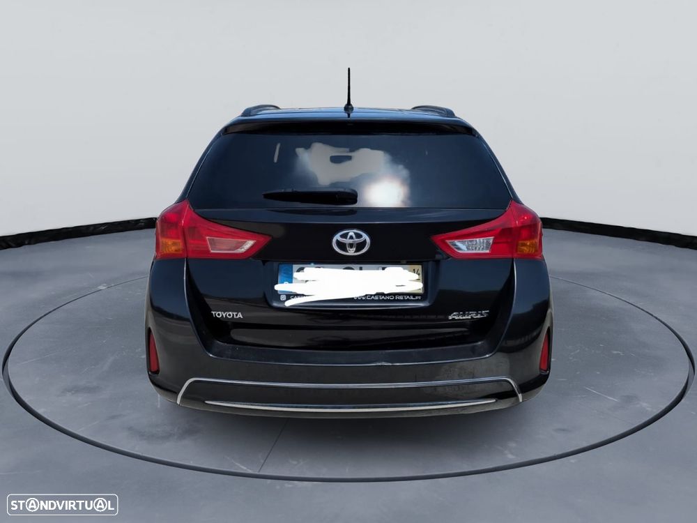 Toyota Auris 1.4 D-4D Comfort+Pack Sport - 17