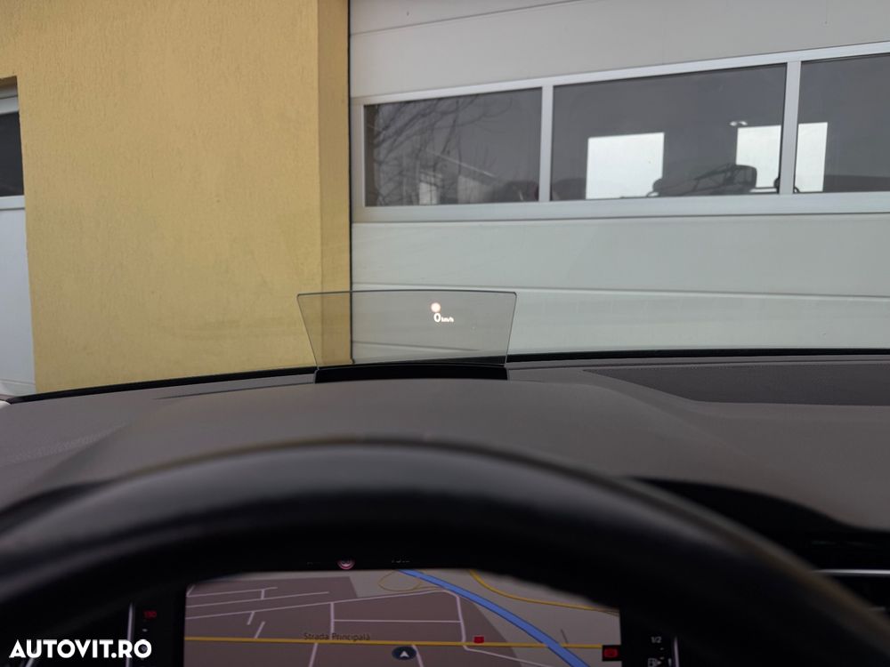 Volkswagen Passat 2.0 TDI DSG Highline - 23