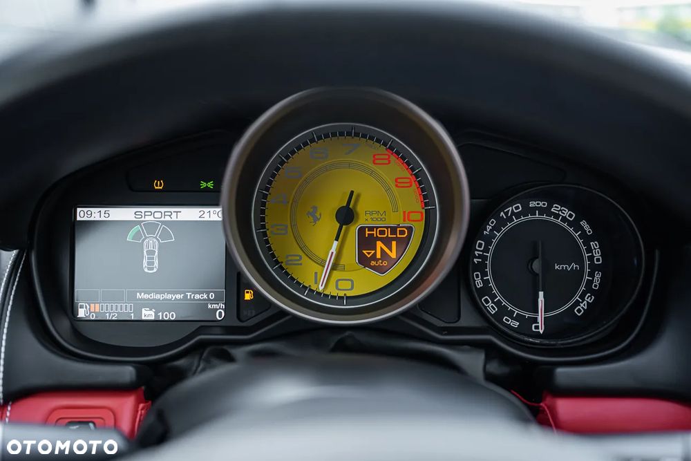 Ferrari California F1 DCT - 29