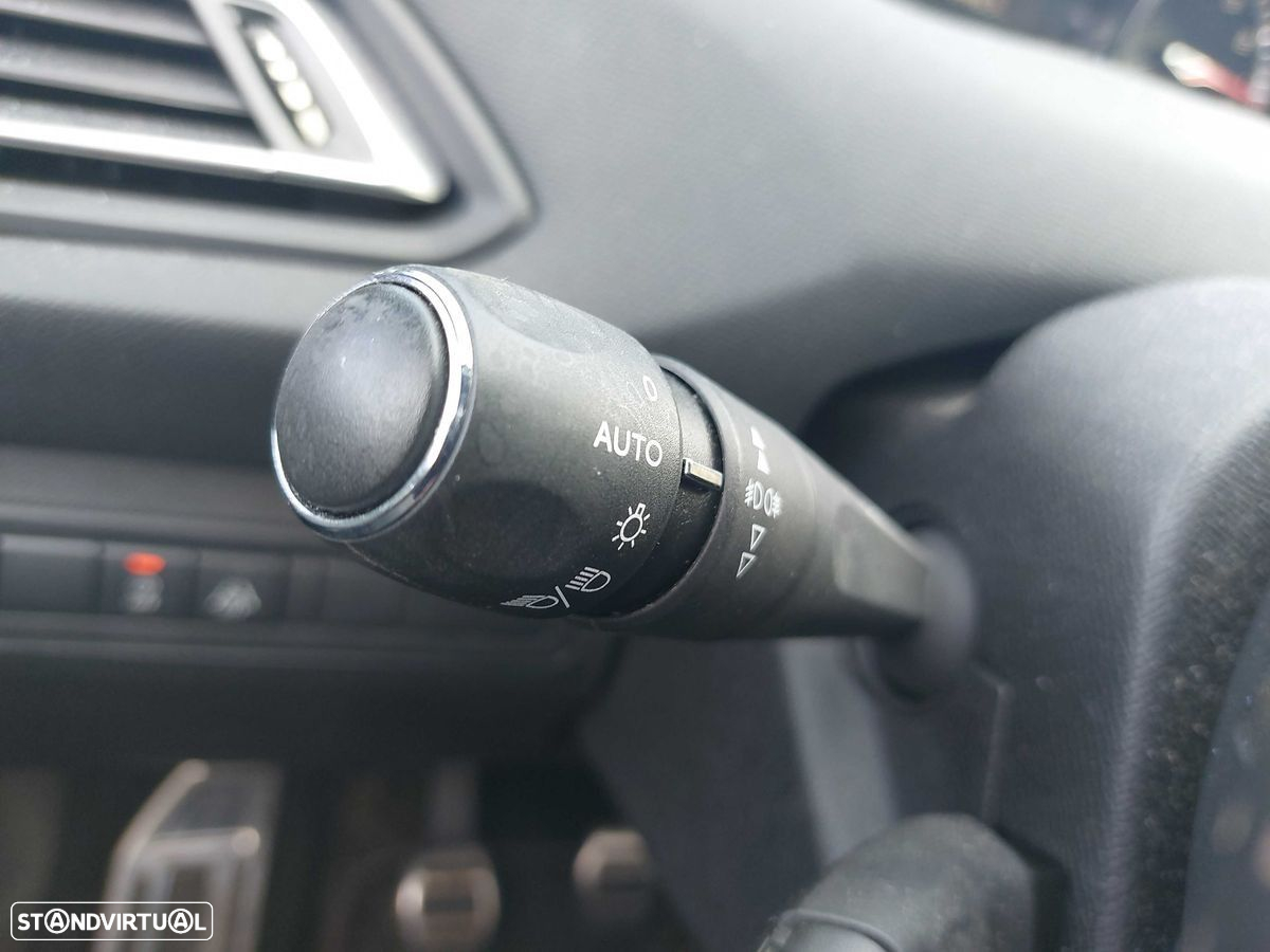Peugeot 308 1.2 PureTech GT Line - 14