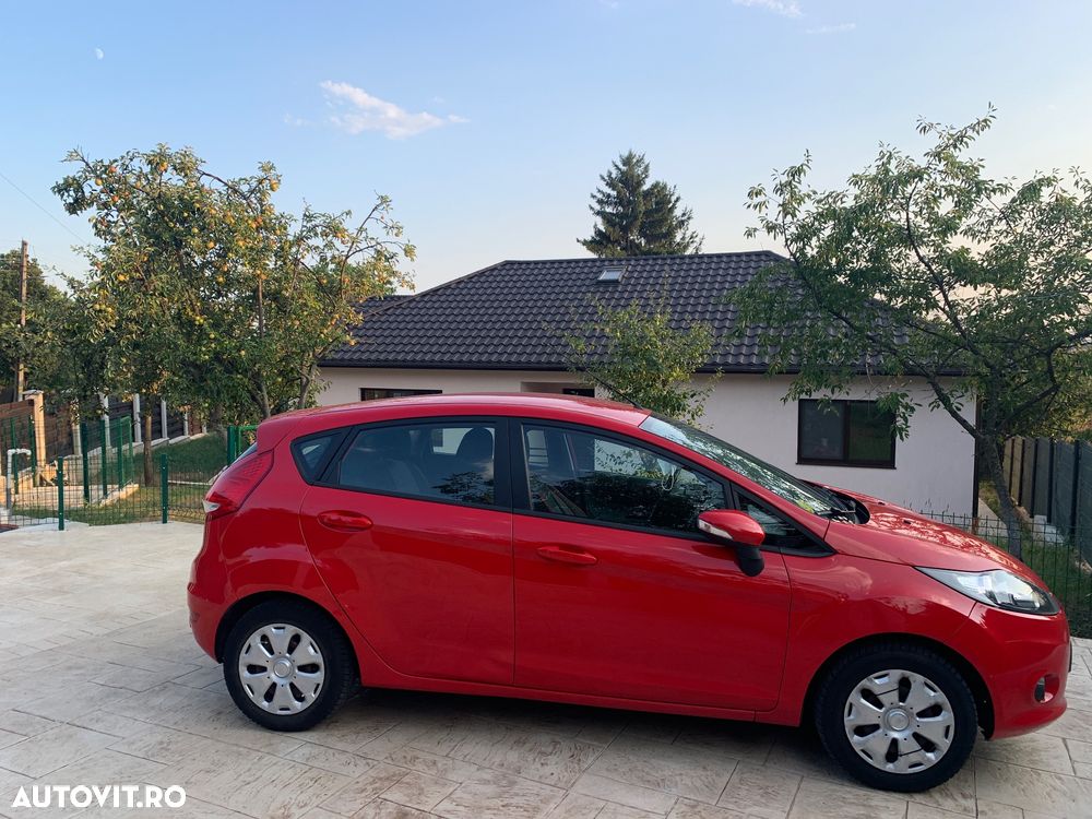 Ford Fiesta 1.4 TDCI Ambiente - 21