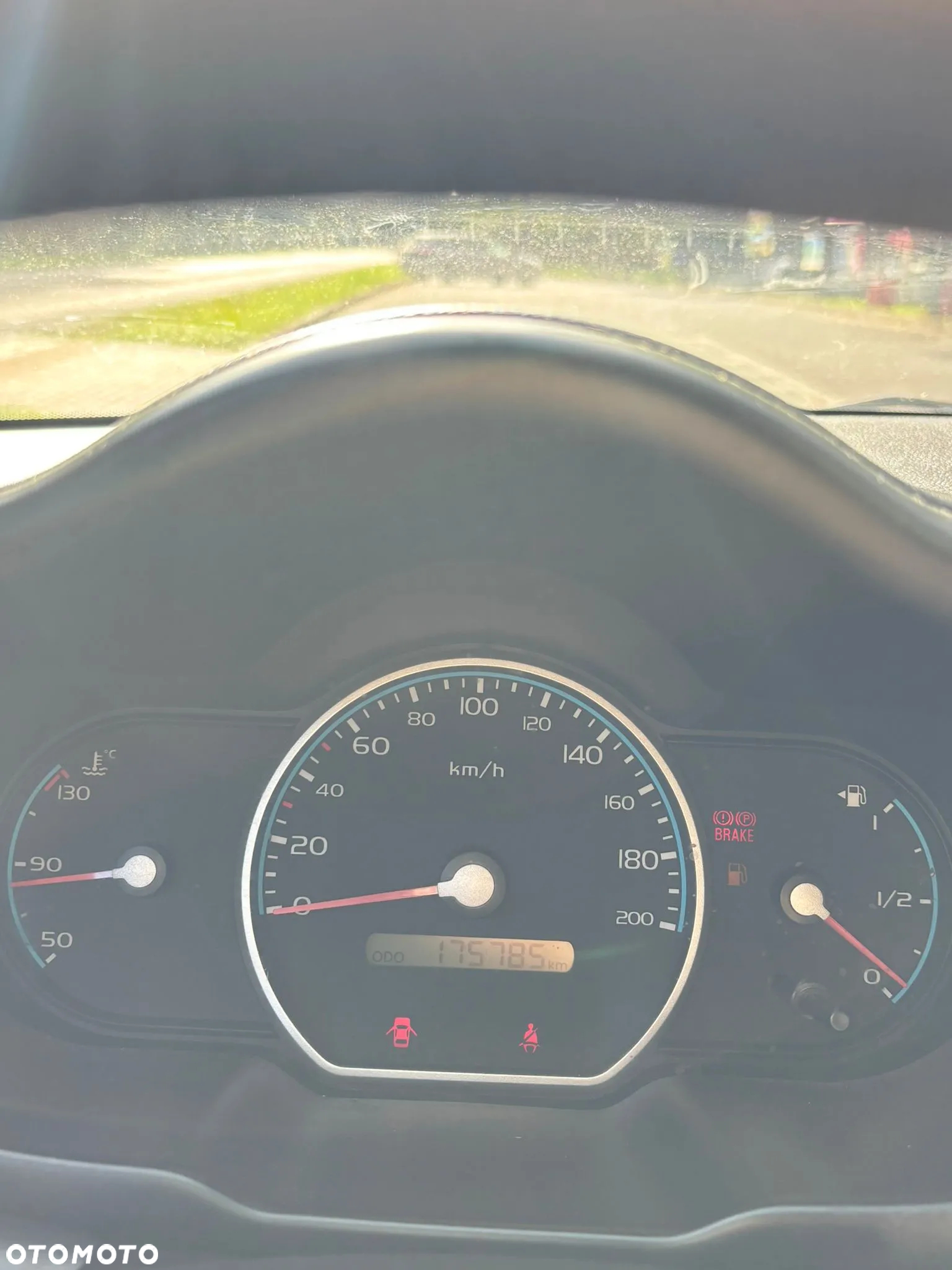 Hyundai i10 1.1 Classic + - 10