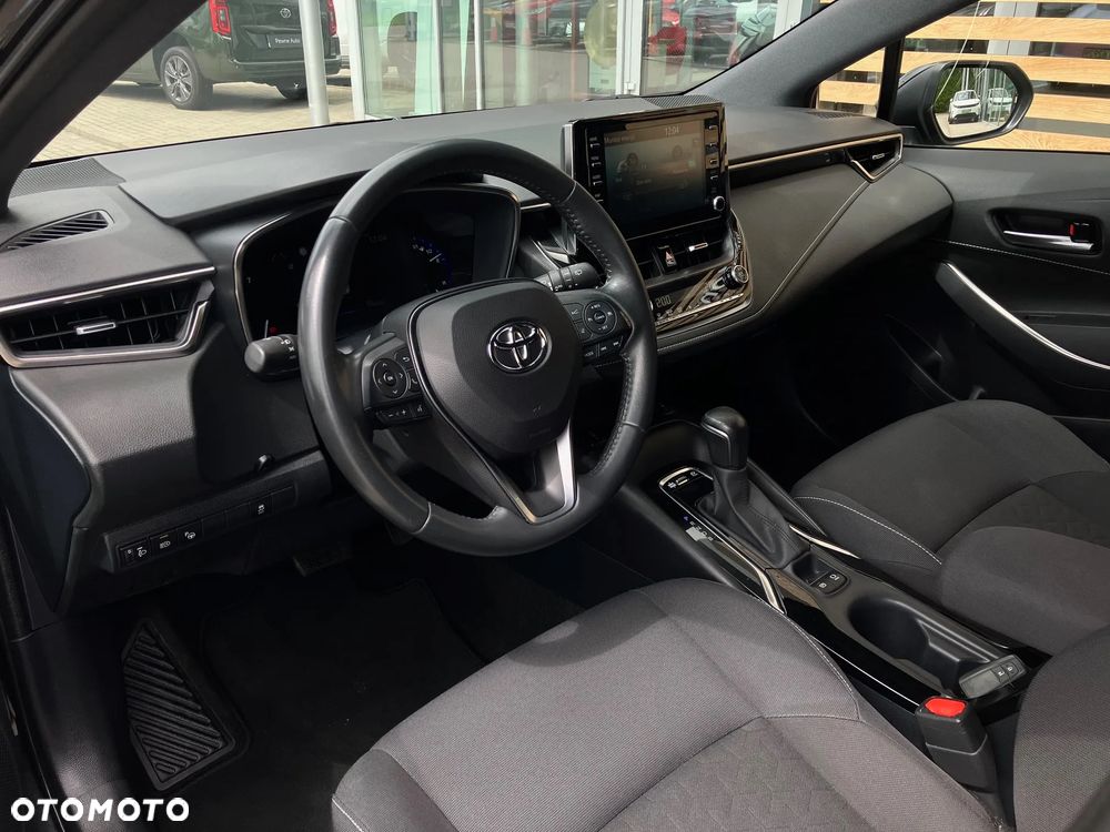 Toyota Corolla 2.0 Hybrid Comfort - 36