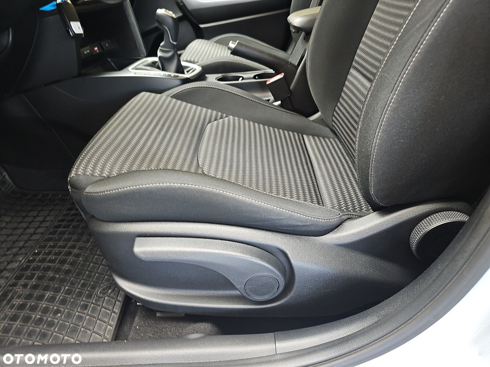 Kia Ceed 1.5 T-GDI M - 21