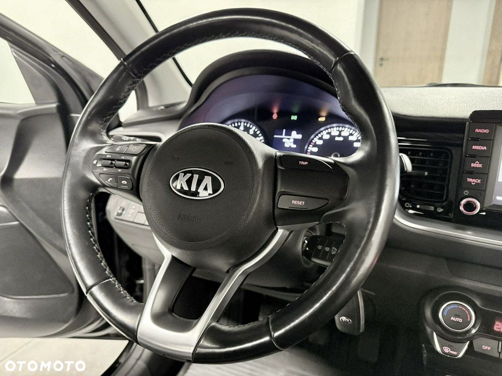 Kia Stonic 1.0 T-GDI 100 OPF Spirit - 18