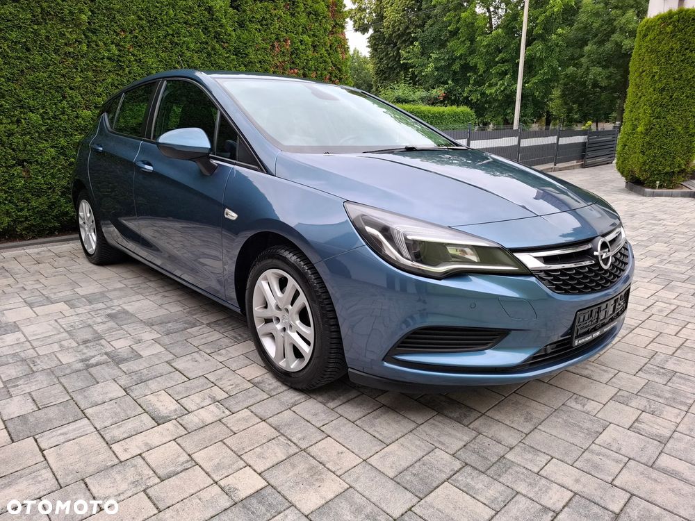 Opel Astra - 1
