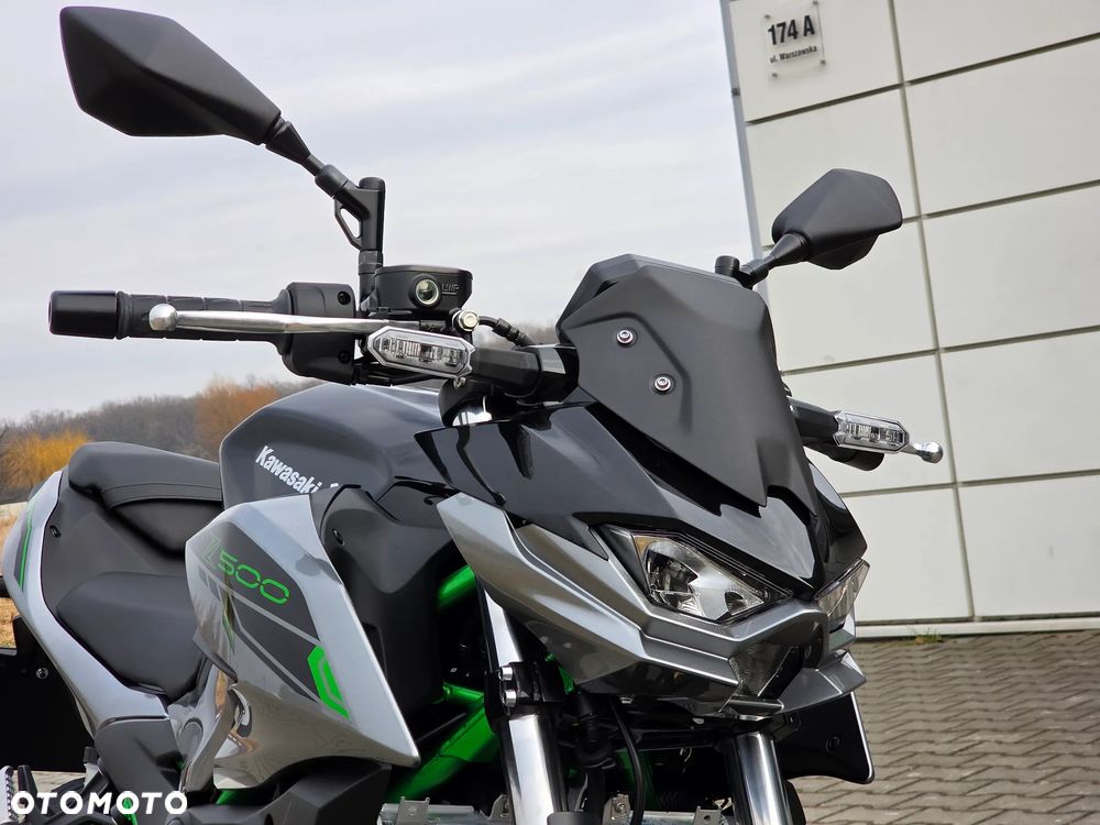 Kawasaki Z - 7