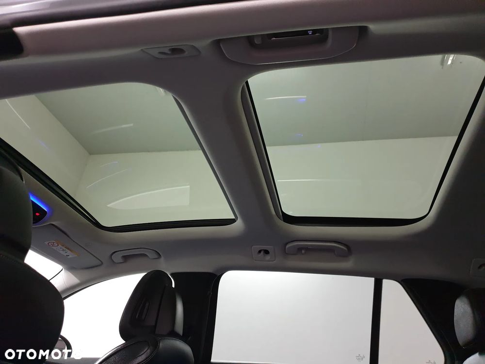 Mercedes-Benz Klasa C 220 d 4Matic 9G-TRONIC AMG Line - 31
