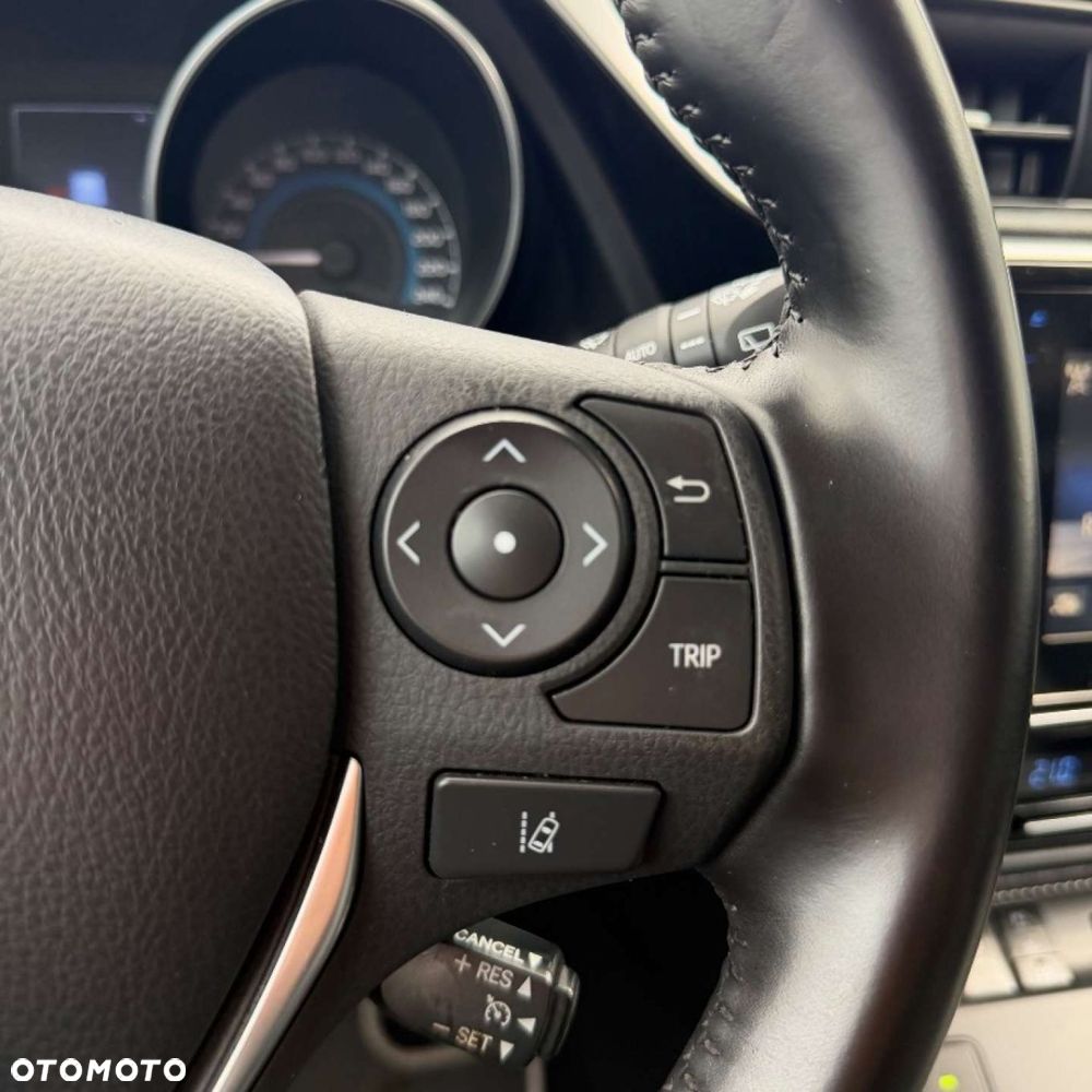 Toyota Auris - 30