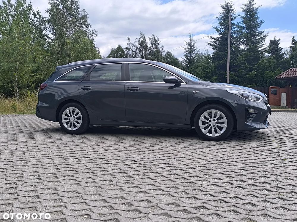 Kia Ceed 1.6 CRDi (48V Mild-Hybrid) Spirit - 4