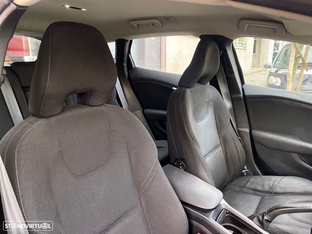 Volvo V40 1.6 D2 Eco Kinetic - 20