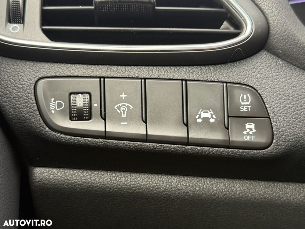 HYUNDAI i30 2020 — imagine 20