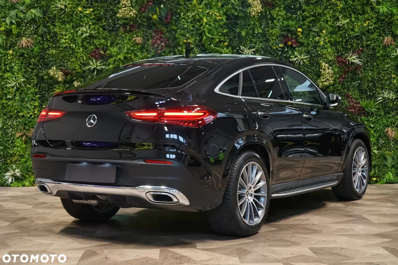Mercedes-Benz GLE 300 d 4-Matic - 6