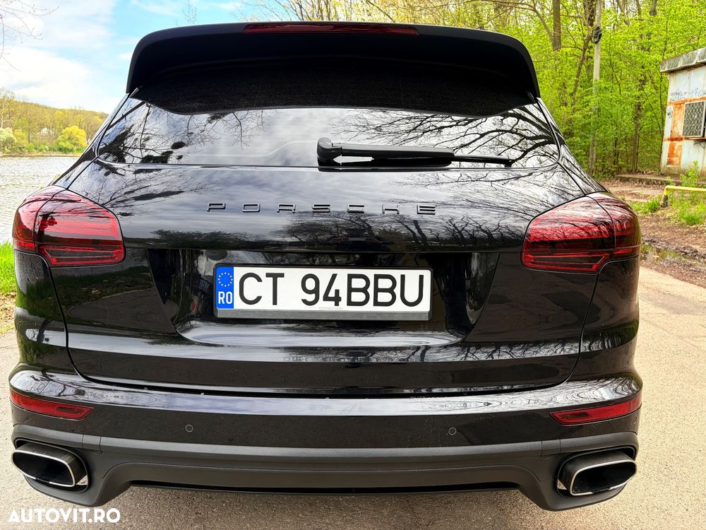 Porsche Cayenne Platinum Edition - 8