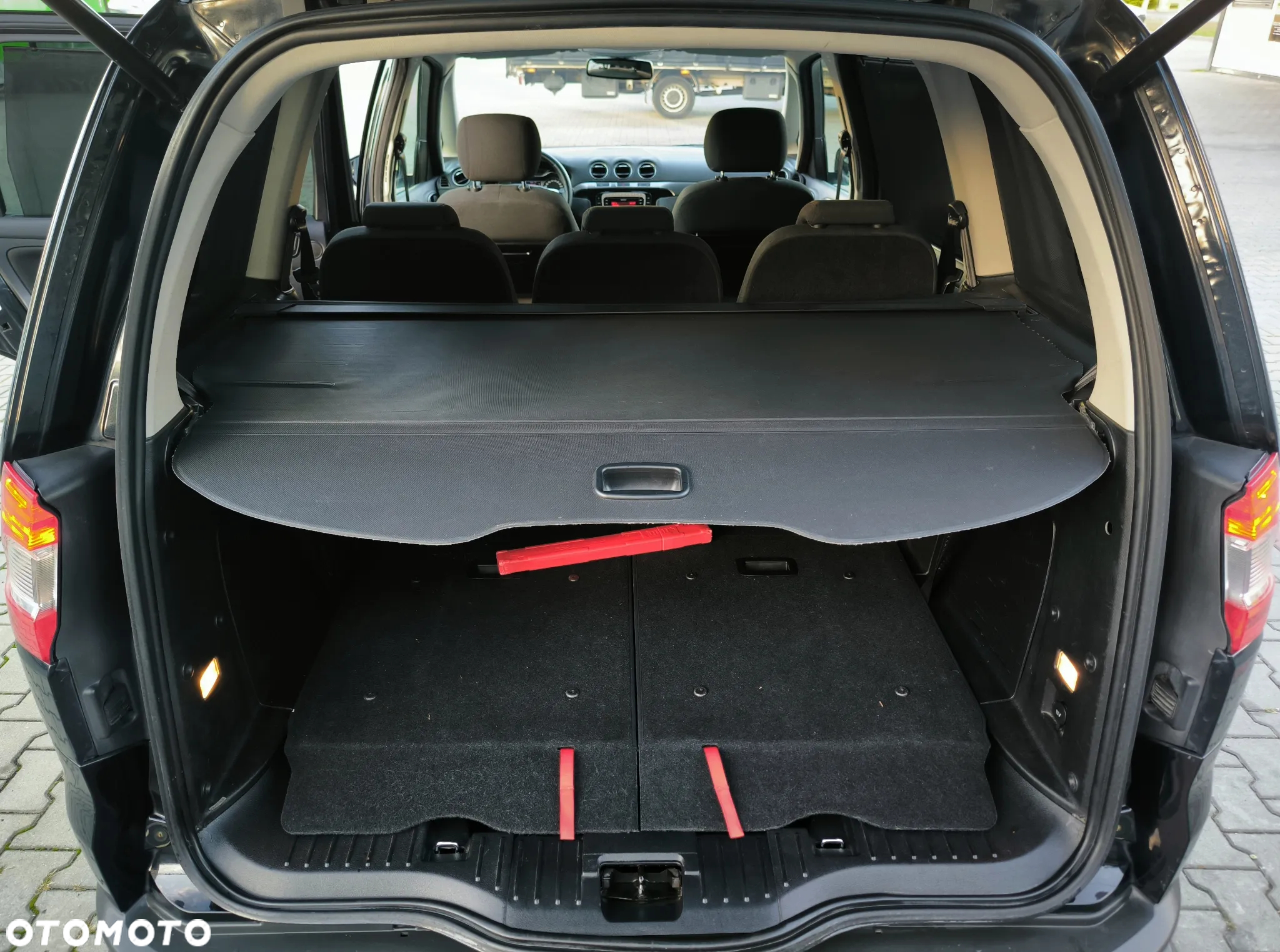 Ford Galaxy 2.0 TDCi Titanium - 31