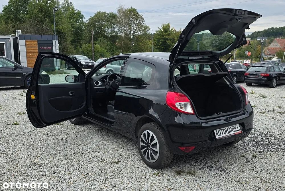 Renault Clio - 13