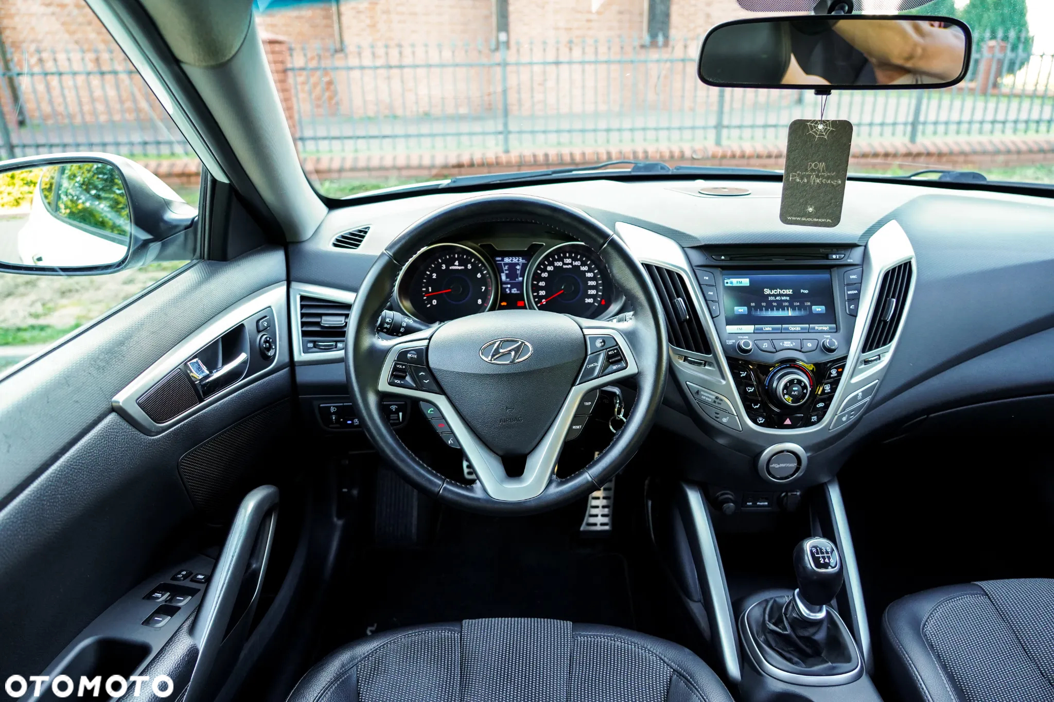 Hyundai Veloster 1.6 blue Premium - 29
