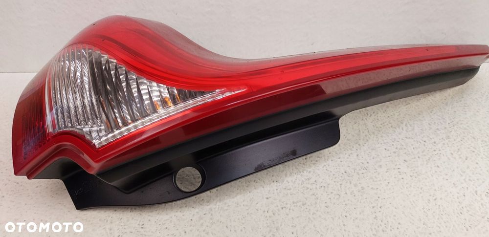 volvo xc60 1 i 08-13 lewa tylna lampa w błotnik 89075216 89504240 - 2