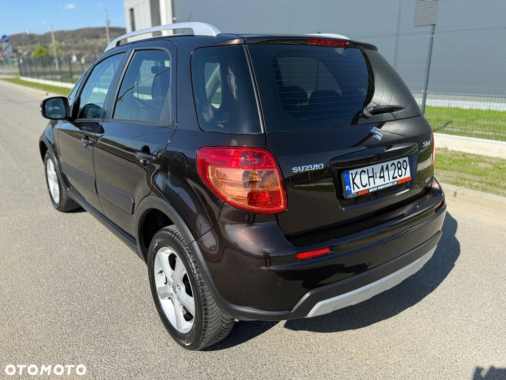 Suzuki SX4 1.6 Premium 4WD - 6