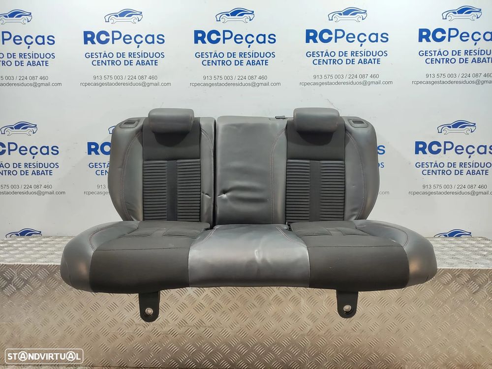 Bancos Traseiros Originais Pele E Tecido Alfa Romeo Giulietta - 1
