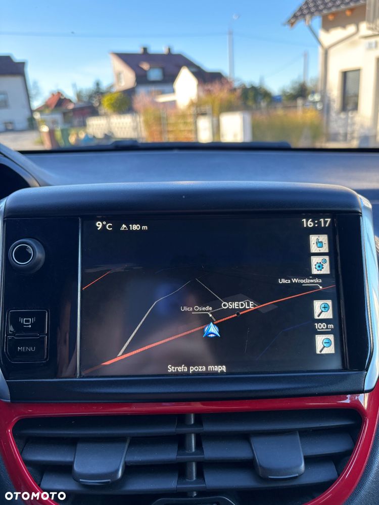 Peugeot 208 1.6 THP GTi - 21