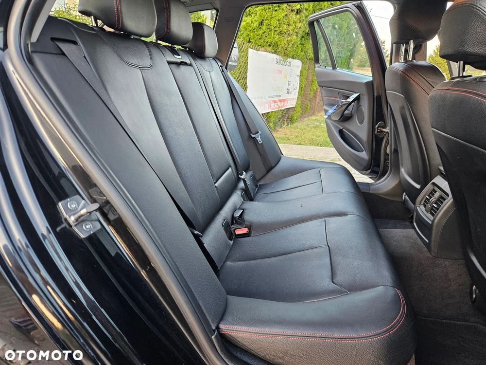 BMW Seria 3 316i Touring Sport Line - 22