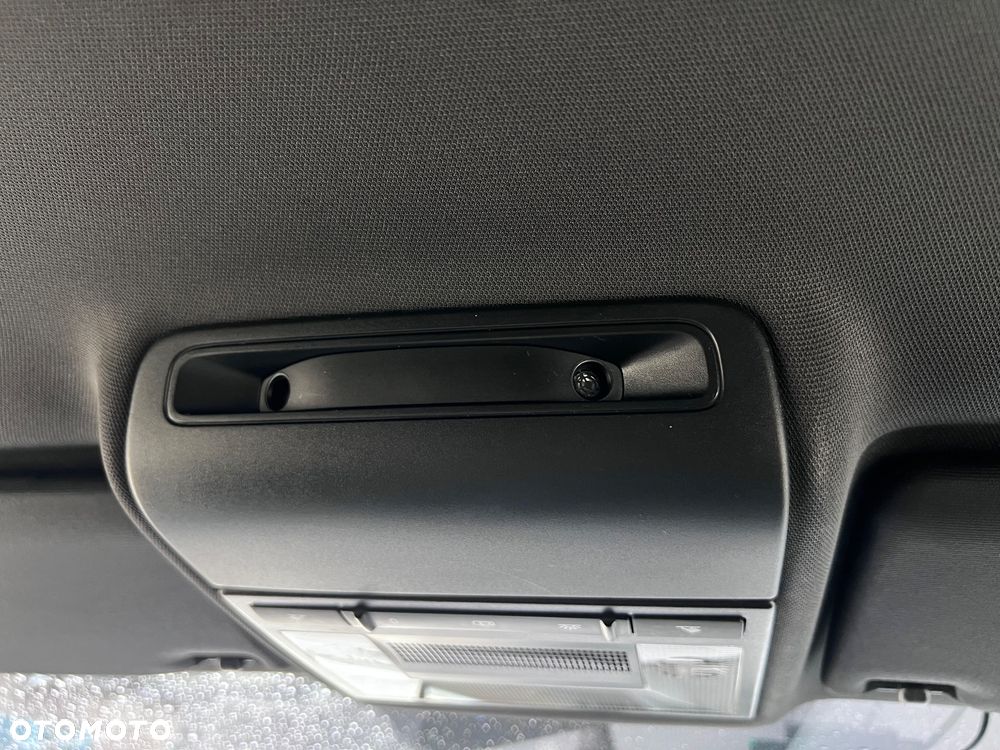 Volkswagen Polo 1.6 TDI Highline - 26