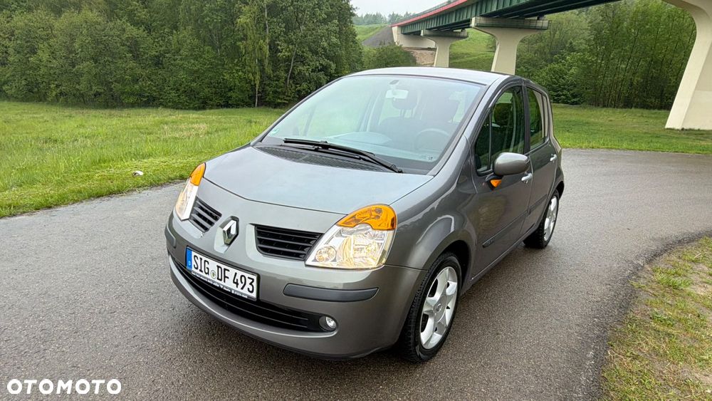 Renault Modus 1.6 16V Cite - 9