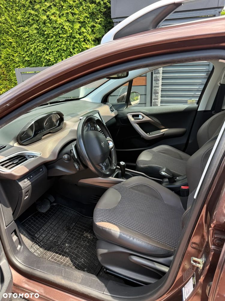 Peugeot 2008 e-HDi FAP 92 ETG6 STOP & START Allure - 9