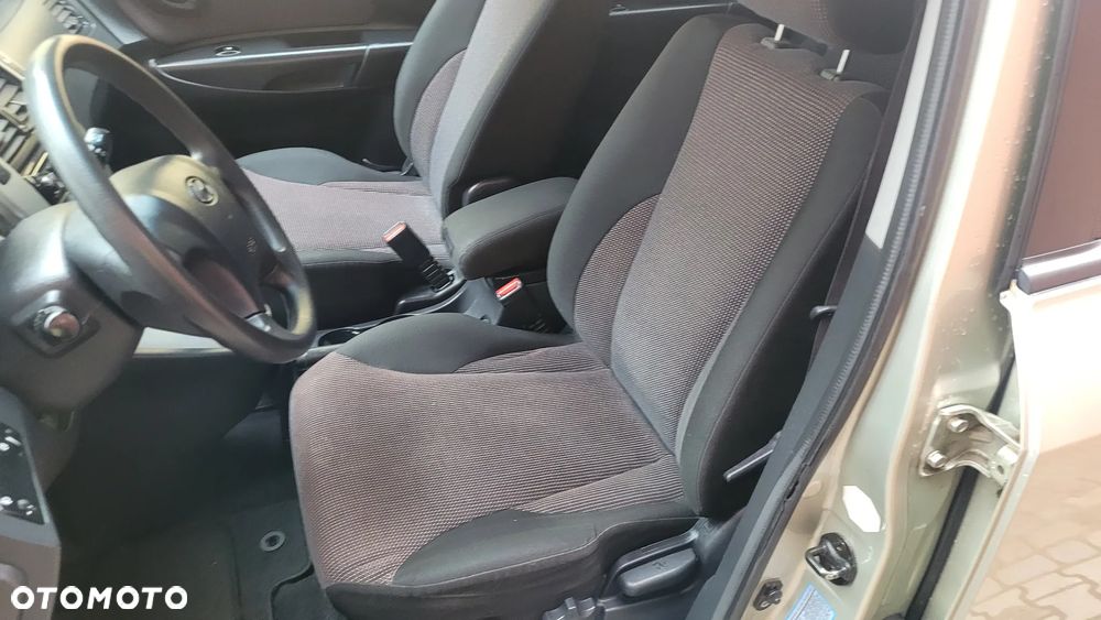 Hyundai Tucson 2.0 Comfort 2WD - 14