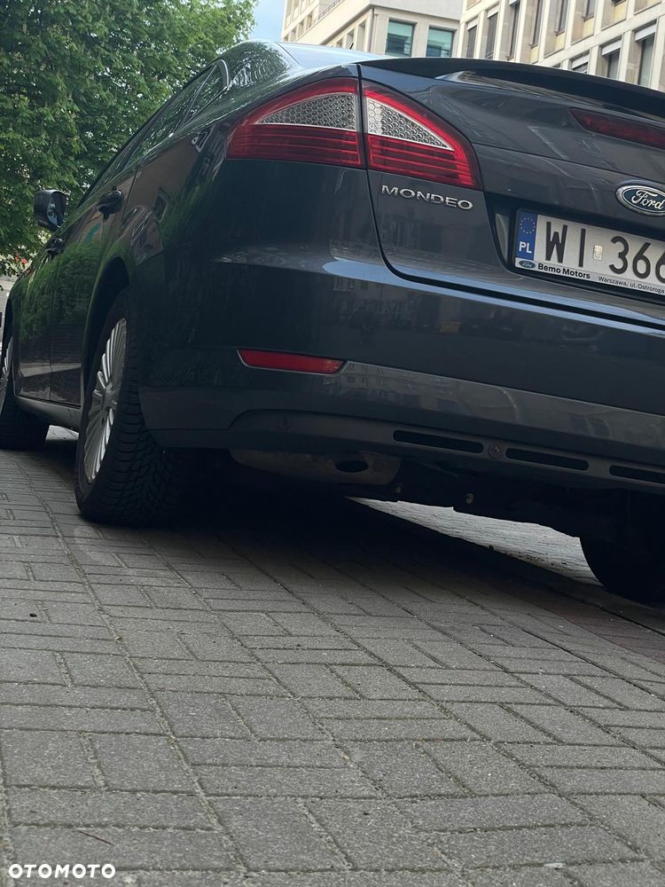 Ford Mondeo 1.8 TDCi Titanium - 18