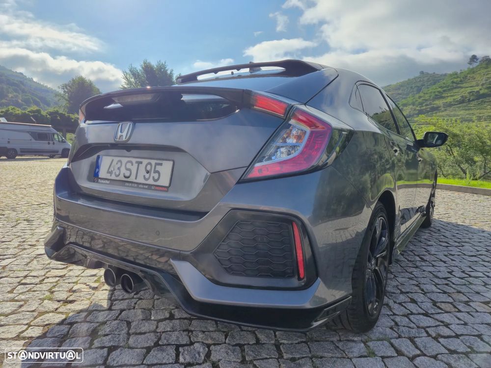 Honda Civic 1.5 i-VTEC Sport Plus - 9