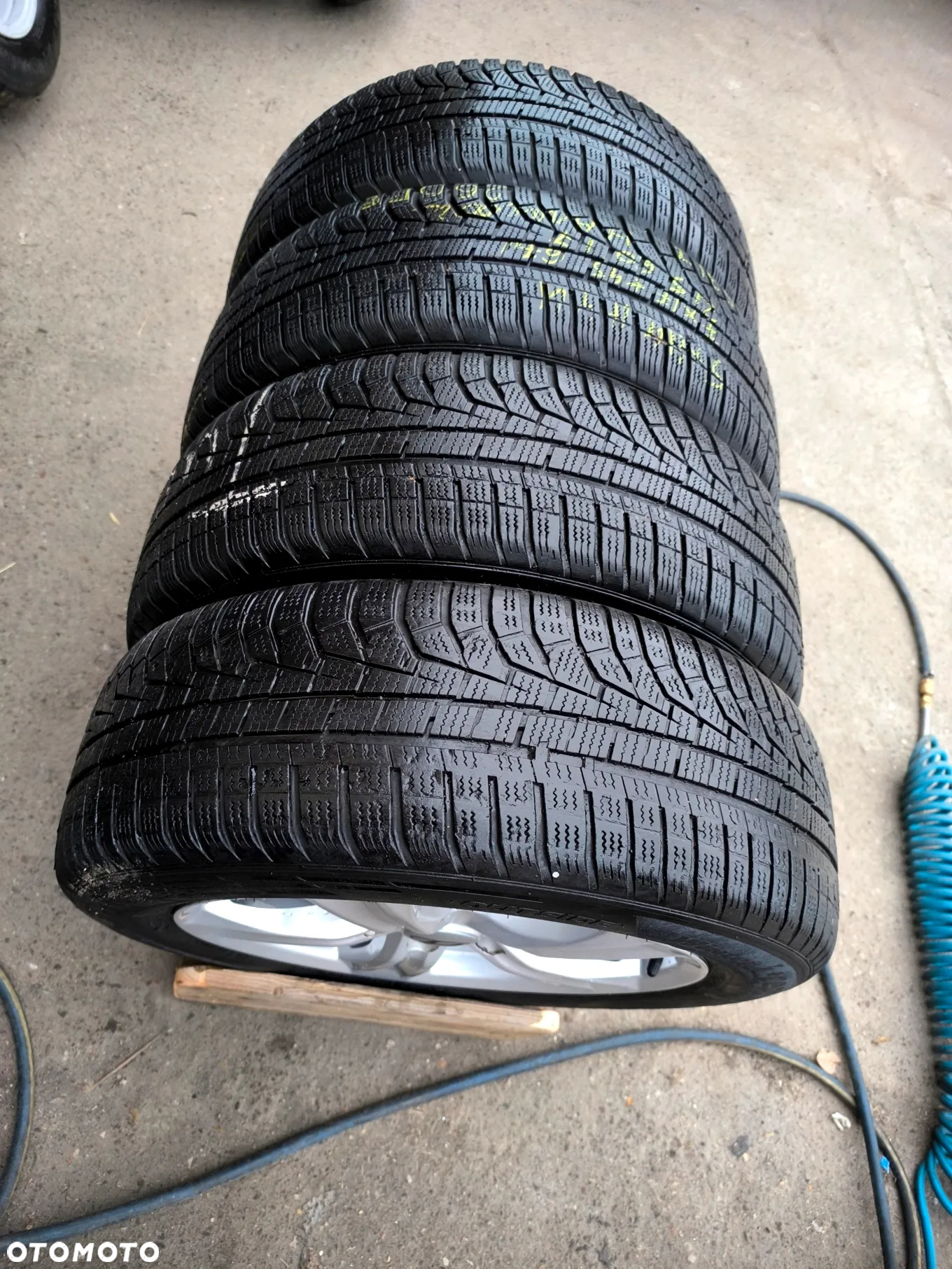 5x114,3 5x114 Felgi Aluminiowe Alufelgi 17 Koła Zimowe Zima HYUNDAI TUCSON IX35 IX25 KONA KIA SPORTAGE 5,5mm Legnica ALU-RAD MITSUBISHI ASX PAJERO PININ MAZDA CX30 215/60 - 15
