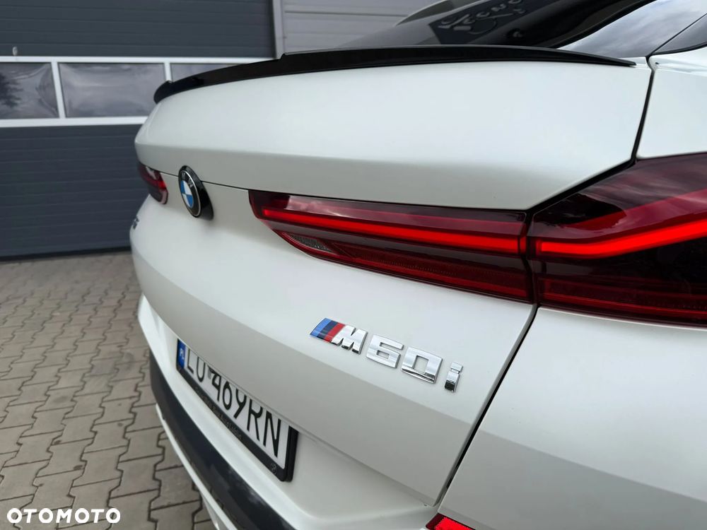 BMW X6 M60i xDrive - 8