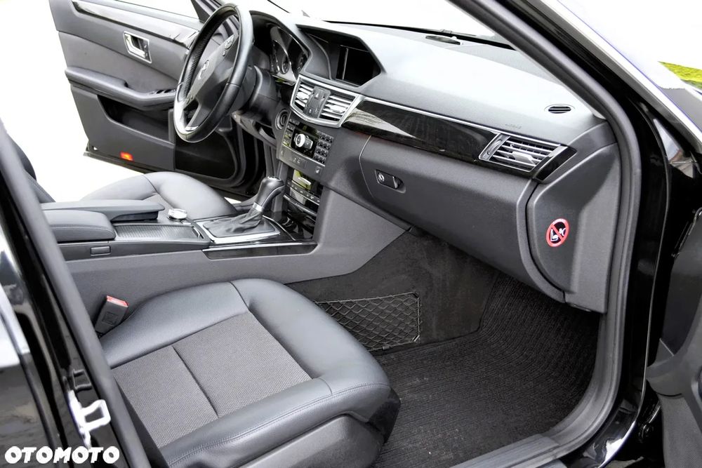 Mercedes-Benz Klasa E 200 CDI DPF BlueEFFICIENCY Automatik Avantgarde - 29