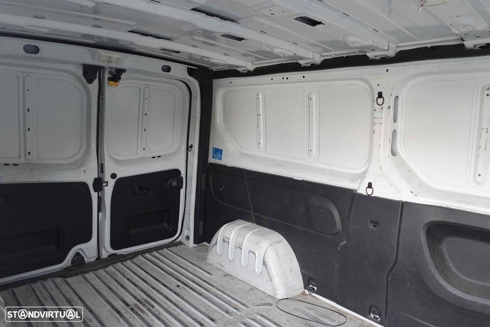 Renault Trafic 2.0 dCi L2H1 1.2T - 6