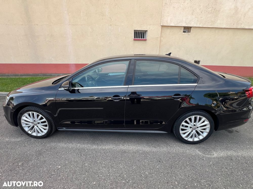 Volkswagen Jetta - 14