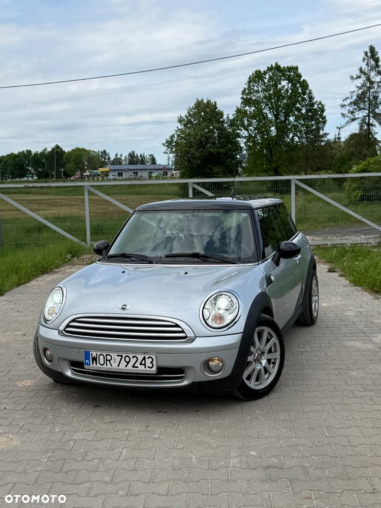 MINI Cooper Standard - 2
