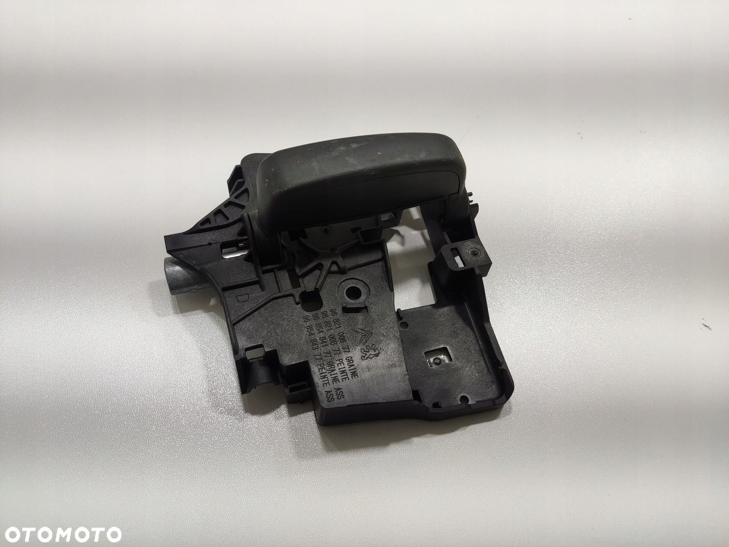 KLAMKA DRZWI PRZESUWNYCH PRAWA CITROEN BERLINGO PARTNER III 9682100677 08- - 3